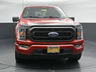 Ford F-150 2023 4x4 XLT 4 puertas SuperCrew 5.5 pies. Caja Corta