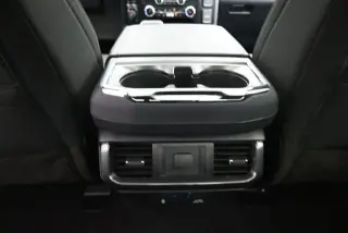 Ford F-150 2023 4x4 XLT 4 puertas SuperCrew 5.5 pies. Caja Corta