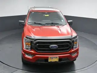 Ford F-150 2023 4x4 XLT 4 puertas SuperCrew 5.5 pies. Caja Corta