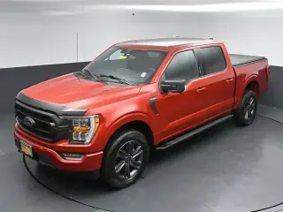 Ford F-150 2023 4x4 XLT 4 puertas SuperCrew 5.5 pies. Caja Corta