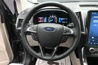 Ford Edge 2024 AWD Titanium 4 puertas SUV