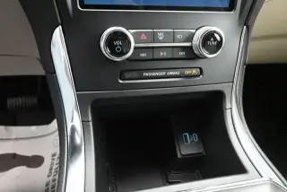 Ford Edge 2024 AWD Titanium 4 puertas SUV