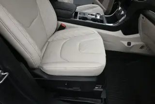 Ford Edge 2024 AWD Titanium 4 puertas SUV
