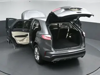 Ford Edge 2024 AWD Titanium 4 puertas SUV