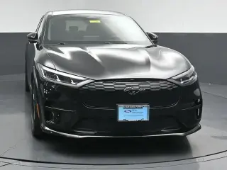 Ford Mustang Mach-E 2025 AWD GT 4 puertas SUV