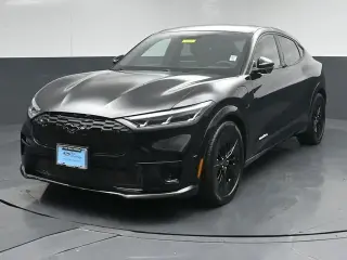 Ford Mustang Mach-E 2025 AWD GT 4 puertas SUV