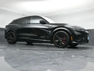 Ford Mustang Mach-E 2025 AWD GT 4 puertas SUV