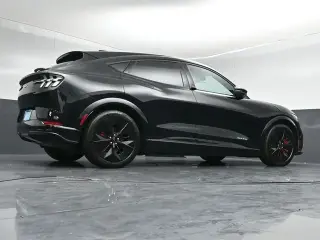 Ford Mustang Mach-E 2025 AWD GT 4 puertas SUV