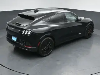 Ford Mustang Mach-E 2025 AWD GT 4 puertas SUV