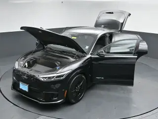 Ford Mustang Mach-E 2025 AWD GT 4 puertas SUV