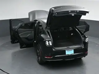 Ford Mustang Mach-E 2025 AWD GT 4 puertas SUV