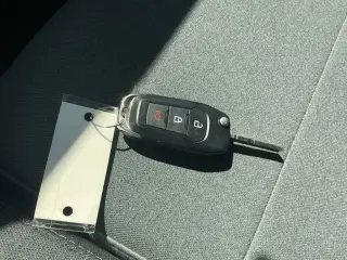 Ford F-150 2025 4x4 XLT 4 puertas SuperCrew 5.5 pies SB