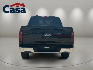 Ford F-150 2025 4x4 XLT 4 puertas SuperCrew 5.5 pies SB