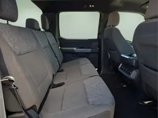 Ford F-150 2024 4x4 XLT 4 puertas SuperCrew 5.5 pies. SB