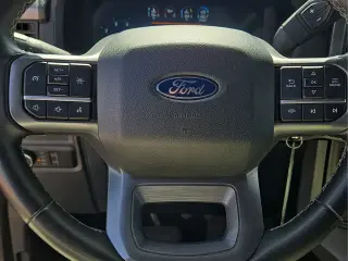 Ford F-150 2024 4x4 XLT 4 puertas SuperCrew 5.5 pies. SB