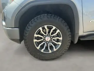 GMC Sierra 1500 2021 4x4 AT4 4dr Cabina Crew 5.8 ft. SB