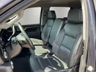 GMC Sierra 1500 2025 4x4 SLT 4 puertas Cabina Crew 5.8 ft. SB