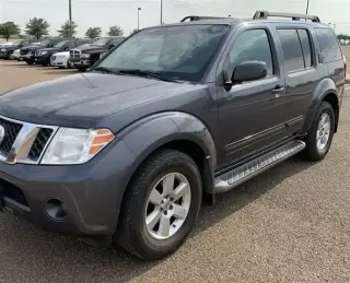 2012 Nissan Pathfinder SV SUV