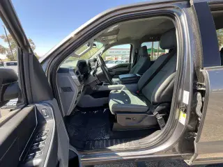 Ford F-150 2024 4x4 XLT 4 puertas SuperCrew 5.5 pies SB