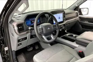 Ford F-150 2025 4x4 XLT 4 puertas SuperCrew 5.5 pies. SB