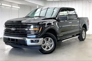 Ford F-150 2025 4x4 XLT 4 puertas SuperCrew 5.5 pies. SB