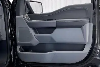 Ford F-150 2025 4x4 XLT 4 puertas SuperCrew 5.5 pies. SB