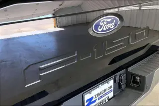 Ford F-150 2025 4x4 XLT 4 puertas SuperCrew 5.5 pies. SB