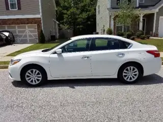 2016 Nissan Altima S Sedan 4D
