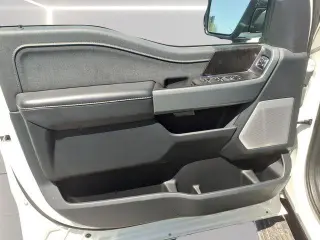 Ford F-150 2023 4x4 Lariat 4 puertas SuperCrew 6.5 pies SB