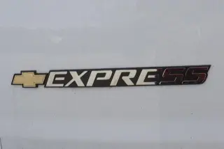 Chevrolet Express 2025 2500 Furgoneta de Carga Extendida 3 Puertas