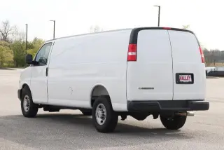 Chevrolet Express 2025 2500 Furgoneta de Carga Extendida 3 Puertas