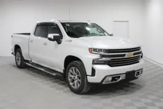 Chevrolet Silverado 1500 Limited 2022 4x4 High Country 4 puertas Cabina Crew 5.8 pies. SB
