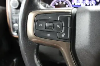 Chevrolet Silverado 1500 Limited 2022 4x4 High Country 4 puertas Cabina Crew 5.8 pies. SB