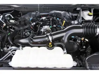 Ford F-150 2025 4x4 STX 4 puertas SuperCrew con caja de 5.5 pies