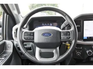 Ford F-150 2025 4x4 XLT 4 puertas SuperCrew 6.5 pies SB