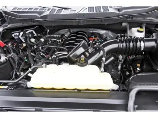Ford F-150 2025 4x4 XLT 4 puertas SuperCrew 6.5 pies SB