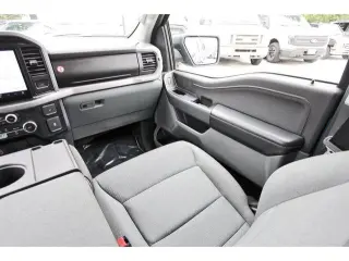 Ford F-150 2025 4x4 XLT 4 puertas SuperCrew 6.5 pies SB