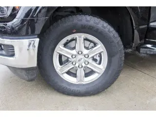 Ford F-150 2025 4x4 XLT 4 puertas SuperCrew 5.5 pies SB