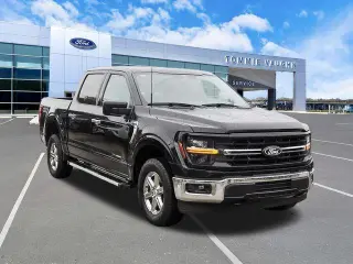 Ford F-150 2025 4x4 XLT 4 puertas SuperCrew 5.5 pies SB