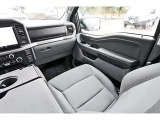 Ford F-150 2025 4x4 XLT 4 puertas SuperCrew 5.5 pies SB