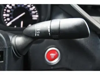 Toyota Tundra 2023 4x4 SR5 4 puertas CrewMax Cab Pickup SB