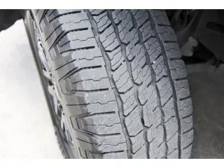 Toyota Tundra 2023 4x4 SR5 4 puertas CrewMax Cab Pickup SB