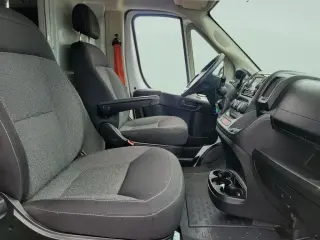 Furgoneta de carga Ram ProMaster 2021 3500 159 WB 3 puertas techo alto carrocería extendida