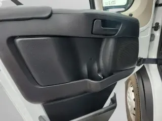 Furgoneta de carga Ram ProMaster 2021 3500 159 WB 3 puertas techo alto carrocería extendida