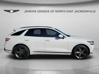 Genesis GV70 2025 AWD 2.5T Estándar 4 puertas SUV