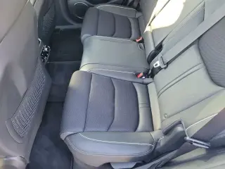 Genesis GV70 2025 AWD 2.5T Estándar 4 puertas SUV