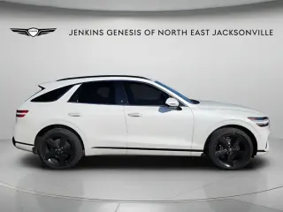 Genesis GV70 2025 AWD 2.5T Estándar 4 puertas SUV