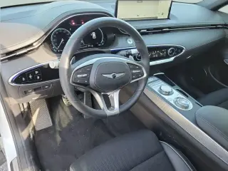 Genesis GV70 2025 AWD 2.5T Estándar 4 puertas SUV
