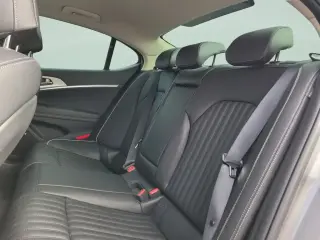 Genesis G70 2026 2.5T Prestigio 4 puertas Sedan