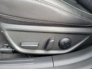 Genesis G70 2026 2.5T Prestigio 4 puertas Sedan